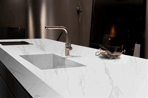 statuario dior quartz slab.